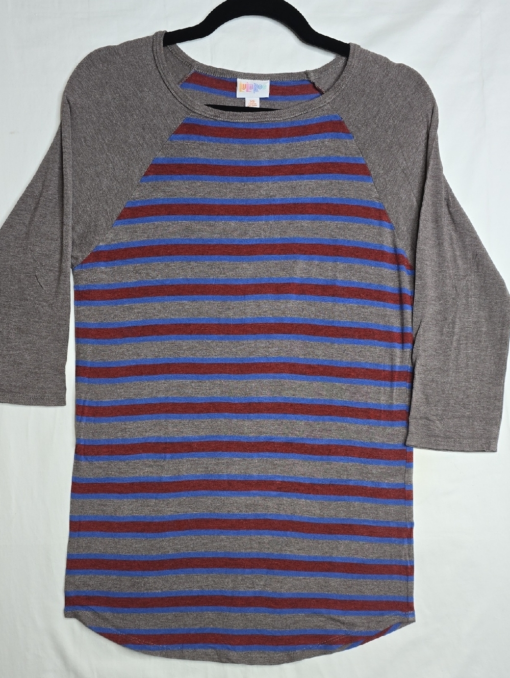 LulaRoe Randy Baseball Striped Raglan Sleeve Tshirt